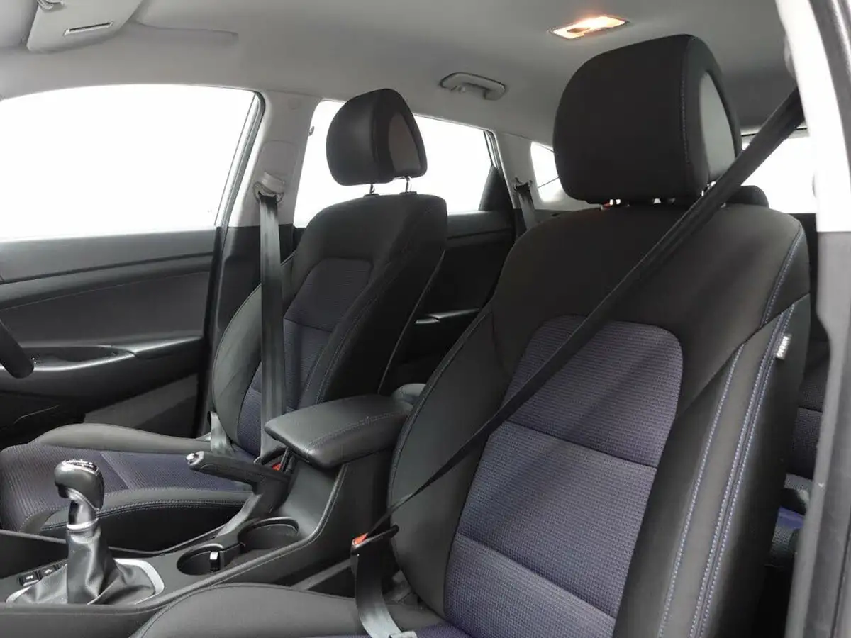 2016-hyundai-tucson-17crdi-blue-drive-se-nav-116ps-big-16