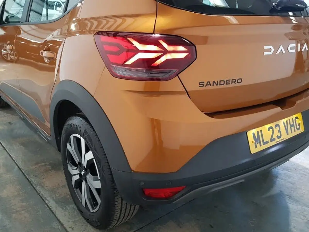 2023-dacia-sandero-stepway-10-tce-journey-90bhp-auto-big-17