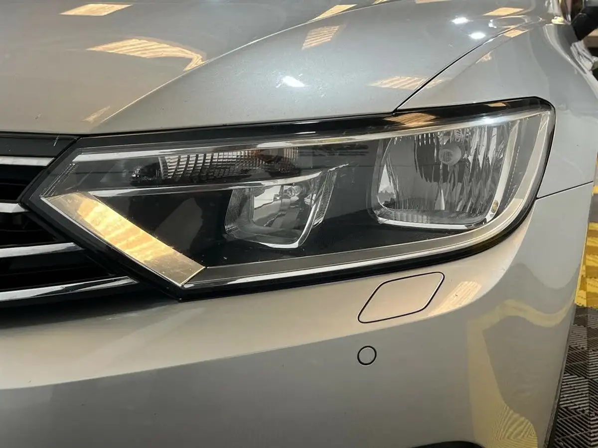 2016-volkswagen-passat-20tdi-gt-190ps-estate-5d-dsg-big-27