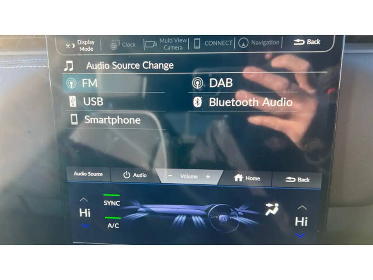 2023-honda-eny1-e-advance-big-37
