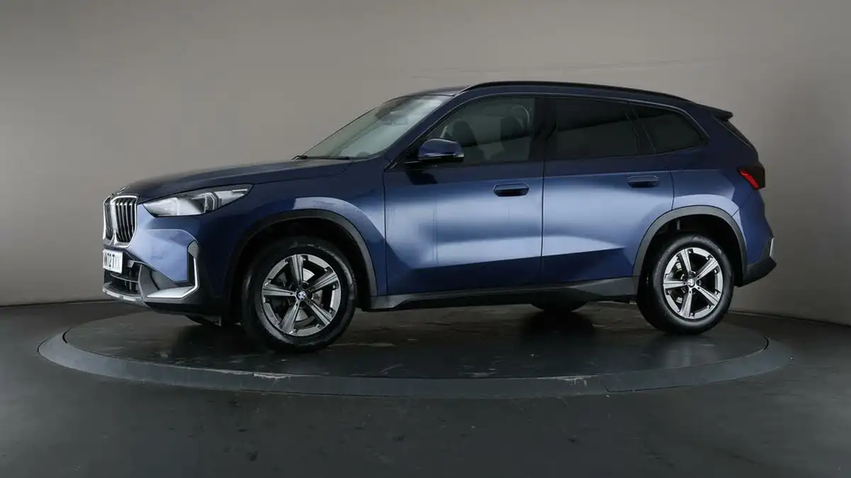2022-bmw-x1-20td-sdrive18d-sport-steptronic-big-40
