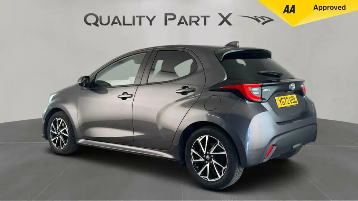 2022-toyota-yaris-15-vvt-i-design-big-4