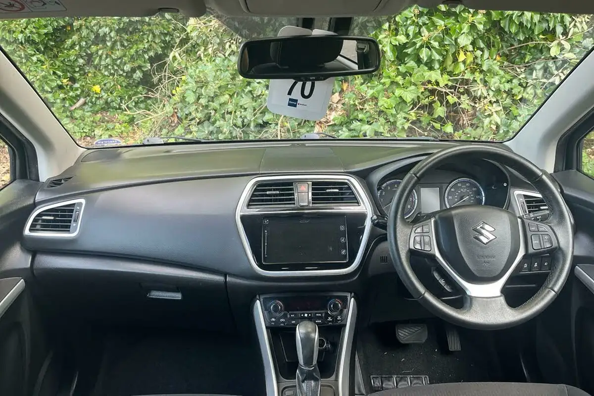 2018-suzuki-s-cross-10-boosterjet-sz-t-110ps-988cc-auto-big-12
