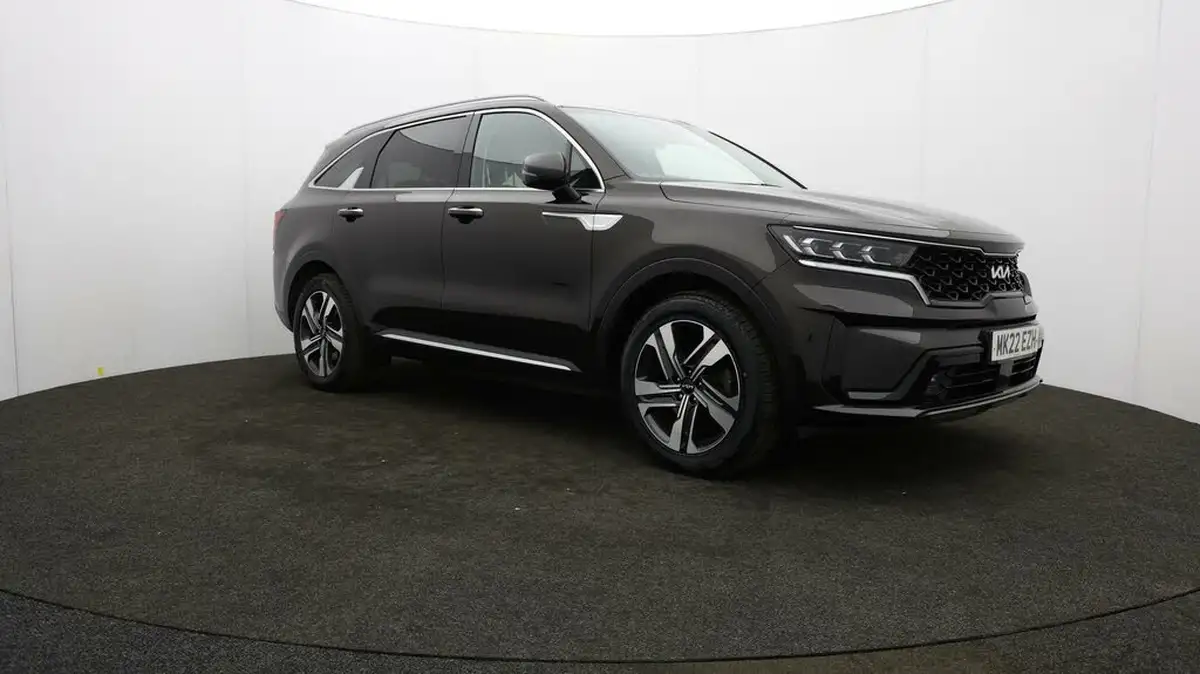 2022-kia-sorento-16-t-gdi-3-226bhp-hev-big-48