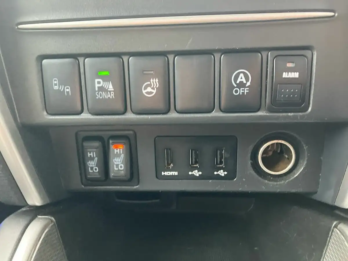 2021-mitsubishi-l200-22di-d-barbarian-x-big-31