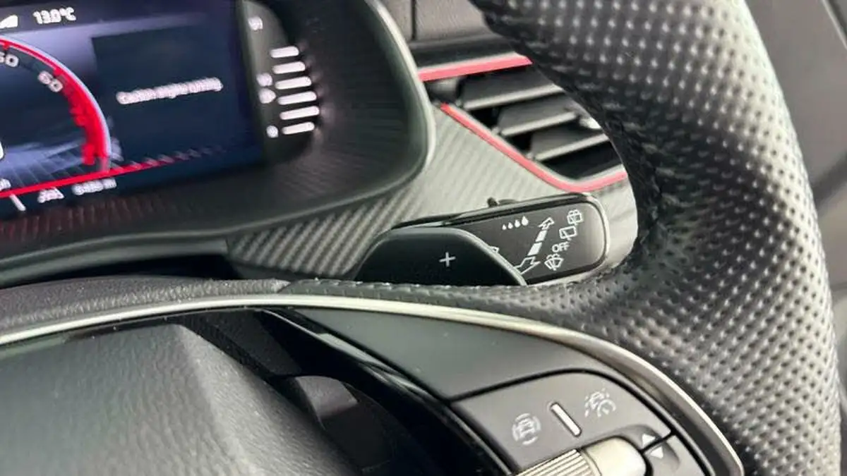 2024-skoda-kamiq-10-tsi-monte-carlo-116ps-dsg-big-13