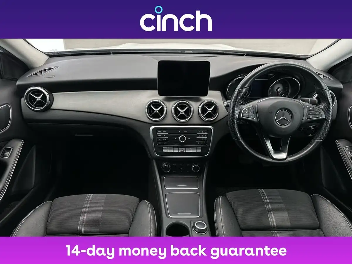 2018-mercedes-benz-gla-class-16-gla-180-urban-edition-7g-dct-big-14