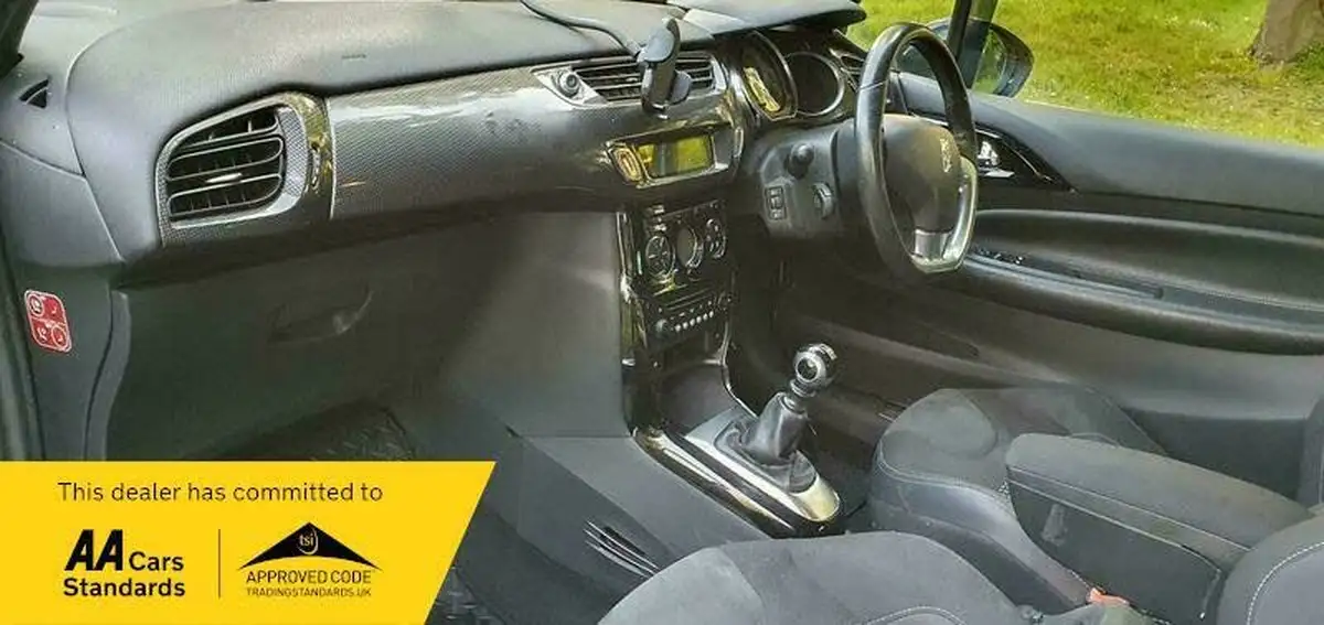 2011-citroen-ds3-16-dsport-150ps-big-32