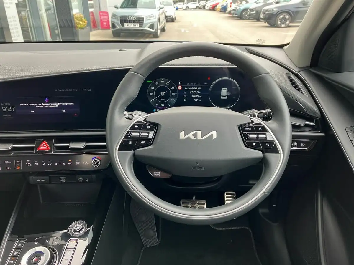 2024-kia-niro-ev-e-4-heat-pump-big-14