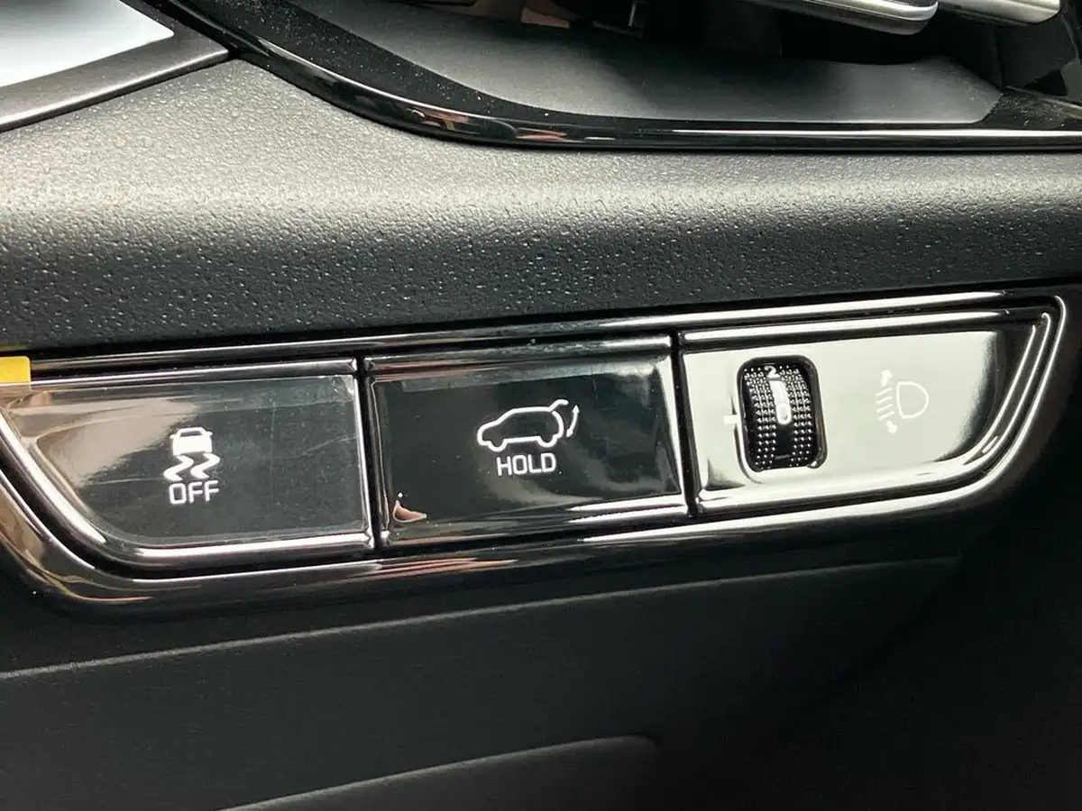 2024-kia-niro-ev-e-4-heat-pump-big-35