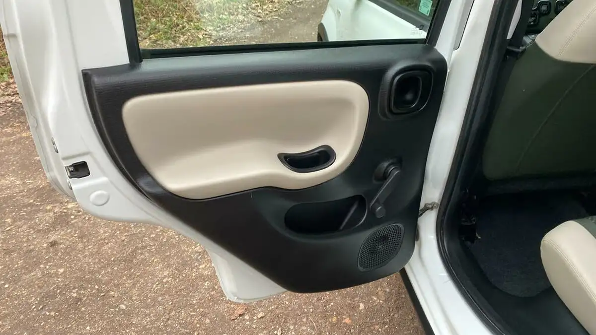 2014-fiat-panda-09-trekking-big-55