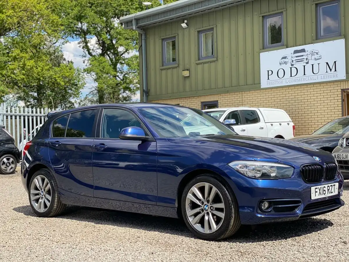 2016-bmw-1-series-15td-116d-sport-5d-big-12