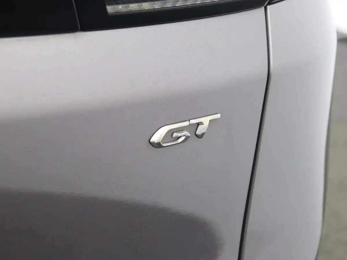 2021-peugeot-3008-suv-12-puretech-gt-big-45
