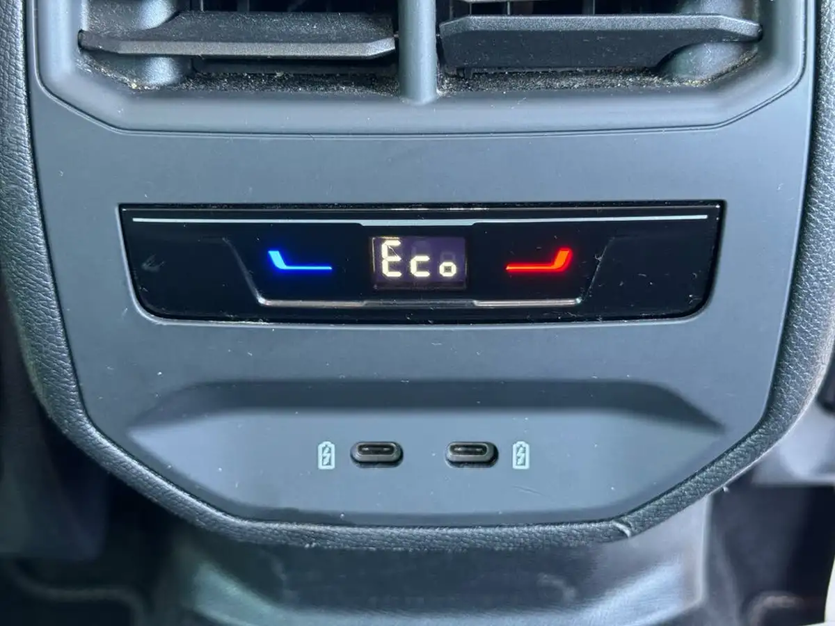 2021-cupra-formentor-14-e-hybrid-v2-big-19