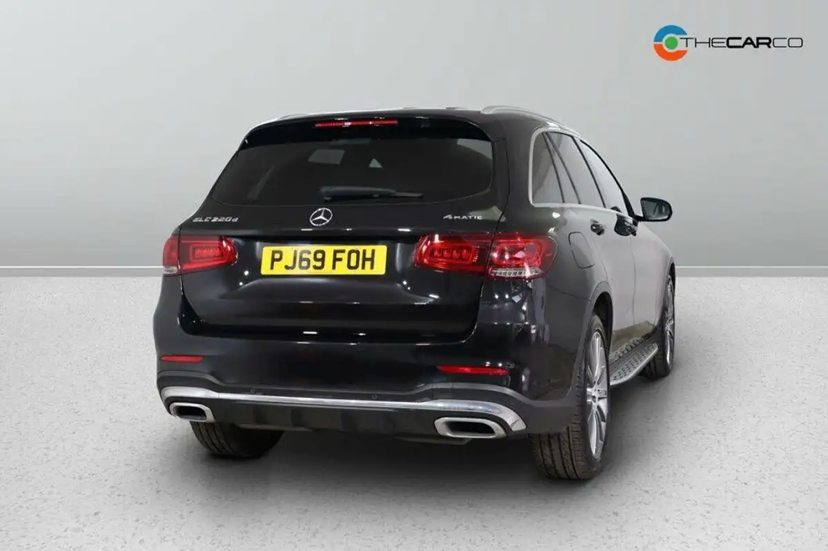 2019-mercedes-benz-glc-class-20d-glc220d-amg-line-premium-station-wagon-5d-big-6