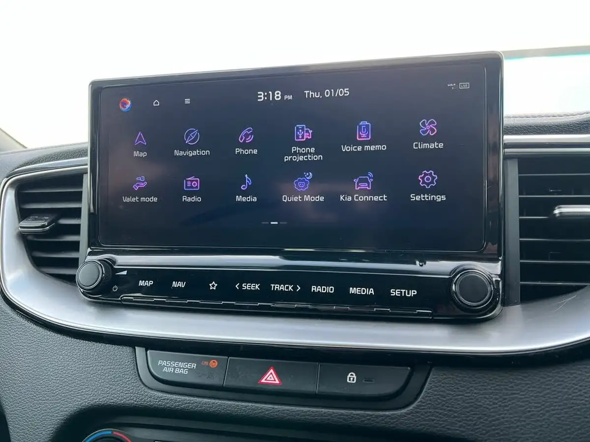 2023-kia-xceed-15-t-gdi-3-158bhp-big-16
