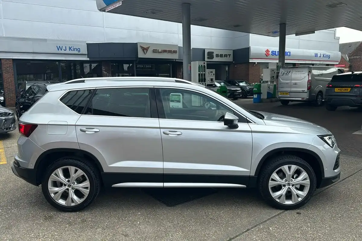 2024-seat-ateca-15-ecotsi-xperience-dsg-big-5