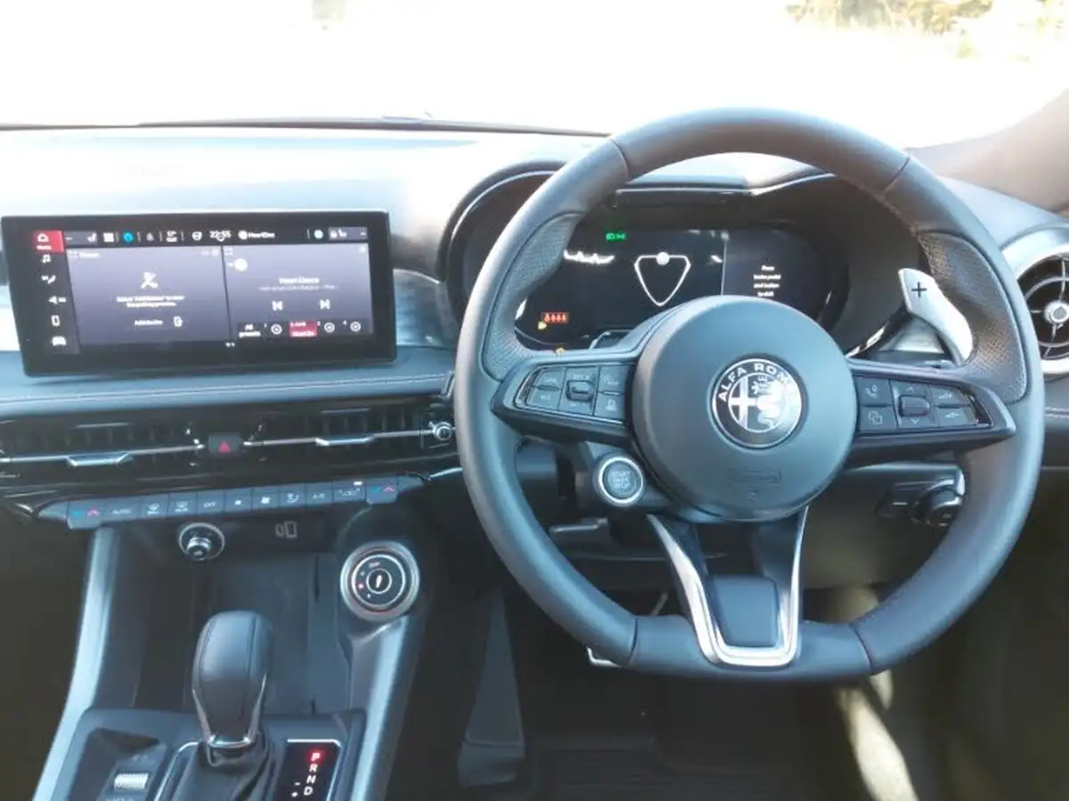 2024-alfa-romeo-tonale-15-sprint-big-6