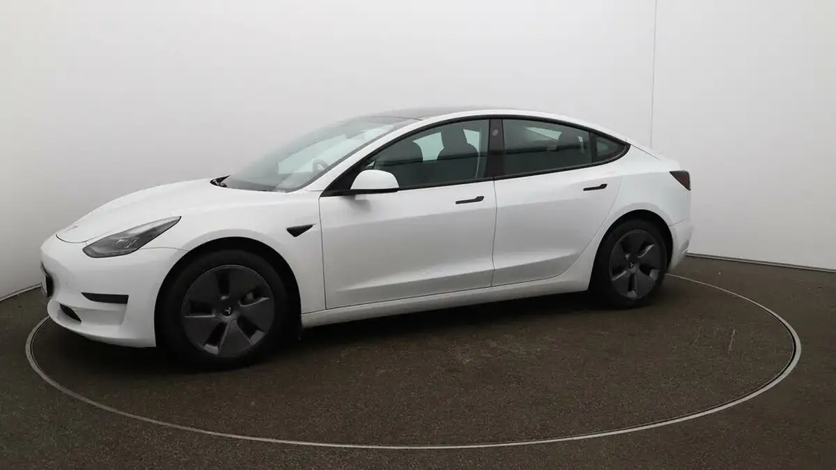 2021-tesla-model-3-e-long-range-4x4-big-58