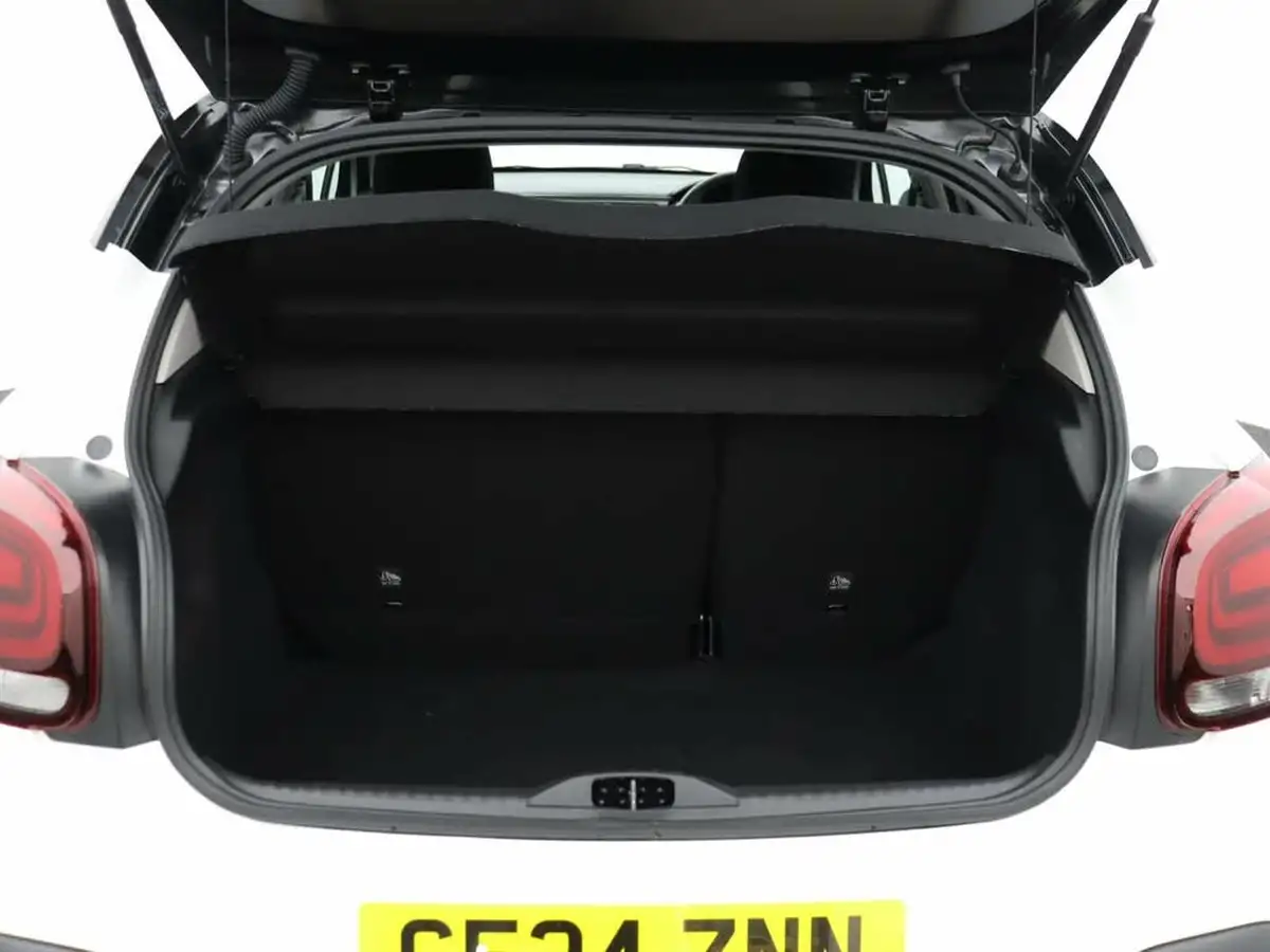 2024-citroen-c3-12-puretech-plus-110ps-eat6-big-28