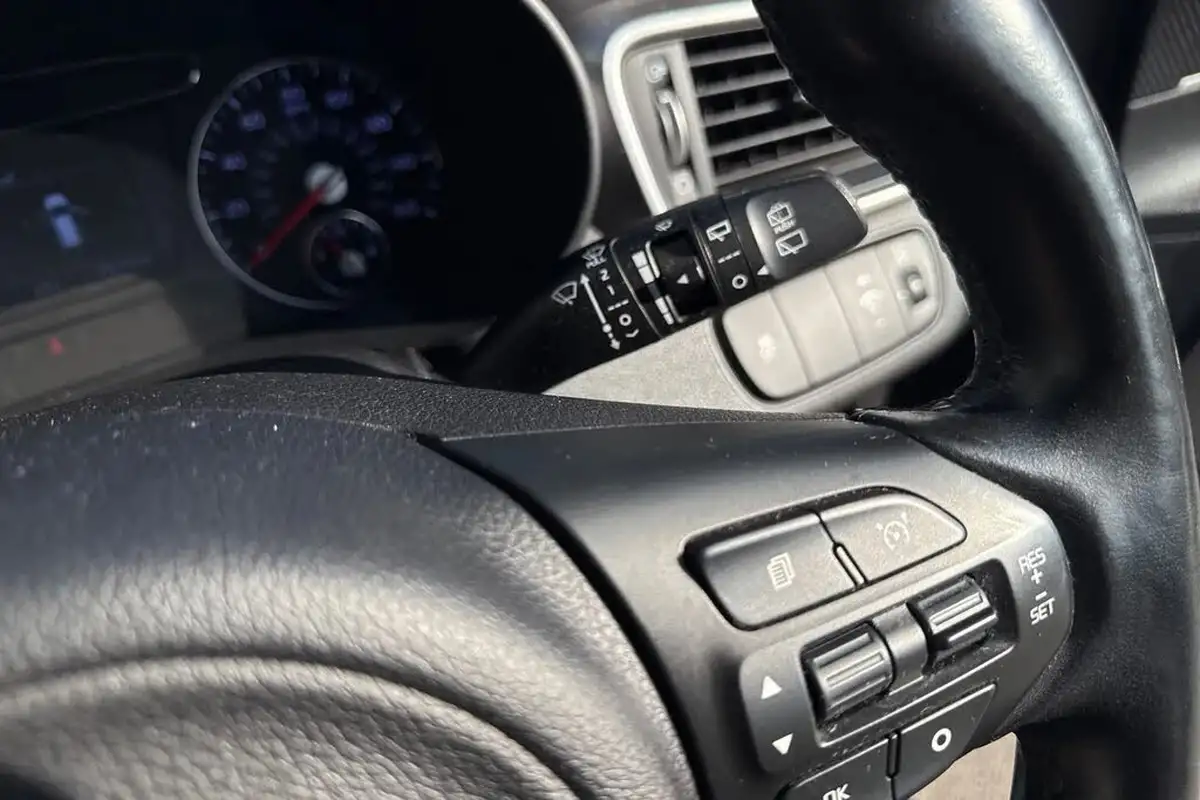 2016-kia-sorento-22-crdi-kx-1-big-51