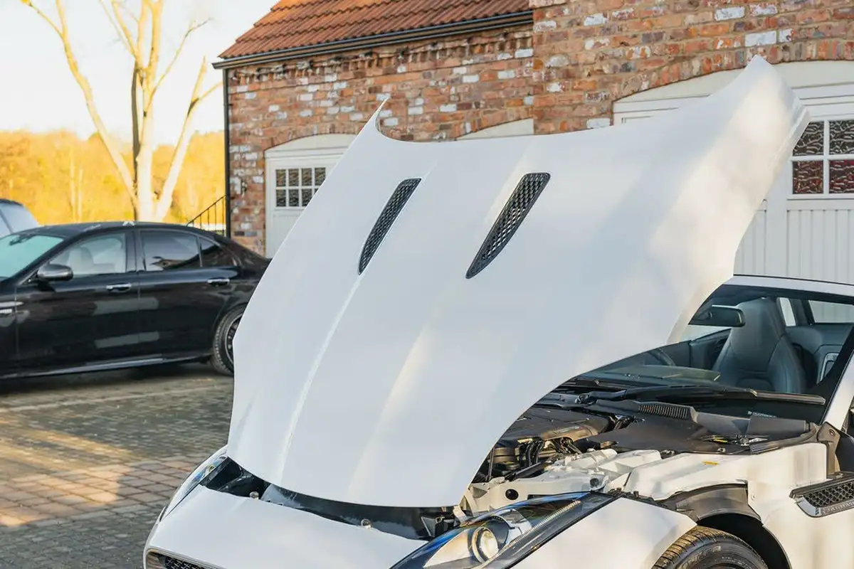 2015-jaguar-f-type-30-convertible-quickshift-big-10