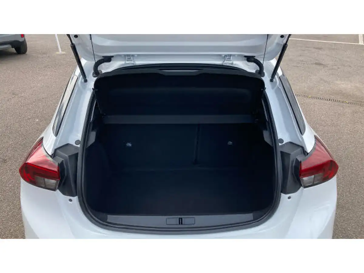 2021-vauxhall-corsa-12i-elite-edition-big-3