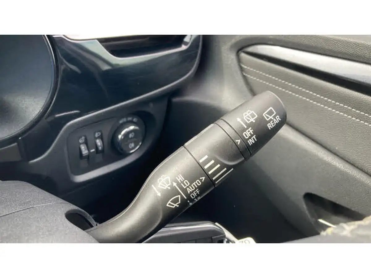 2021-vauxhall-corsa-12i-elite-edition-big-27