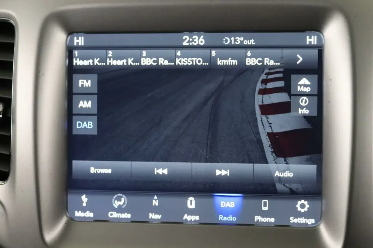 2019-jeep-compass-14-multiair-ii-longitude-big-26