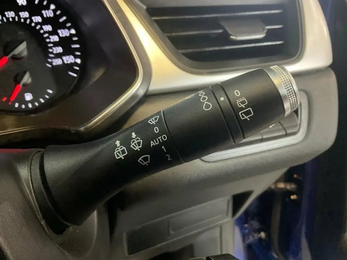2021-renault-captur-13-tce-iconic-edition-edc-auto-big-37