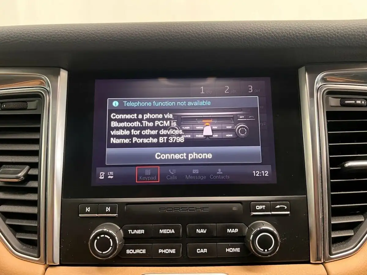2018-porsche-macan-30-s-big-23