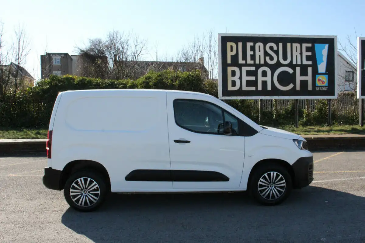 2021-peugeot-partner-15-bluehdi-1000-professional-premium-100pseu6d-big-7