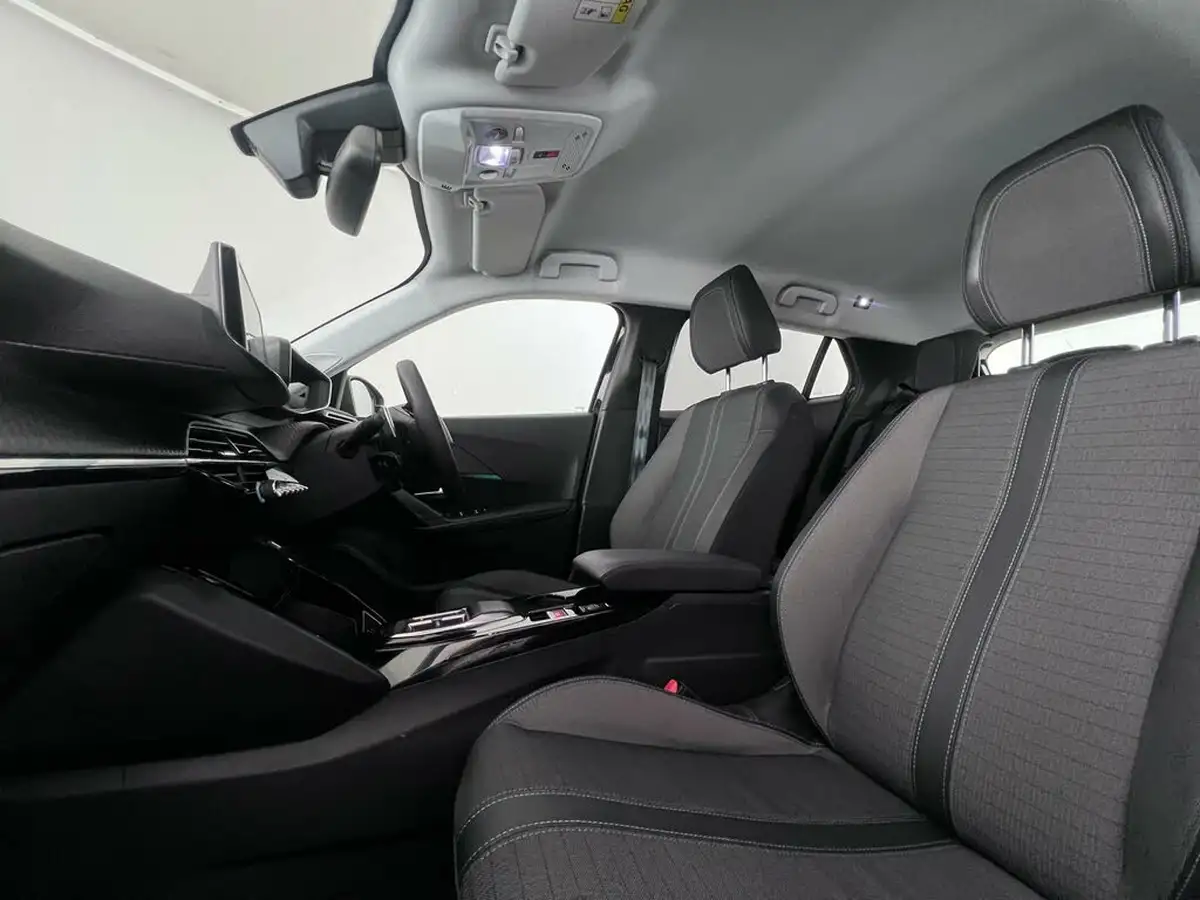 2022-peugeot-2008-suv-12-puretech-allure-premium-130bhp-eat8-big-17