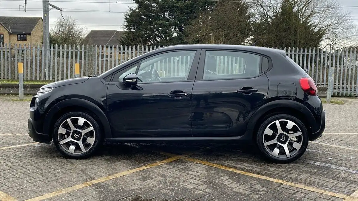 2017-citroen-c3-12-puretech-feel-82ps-big-11