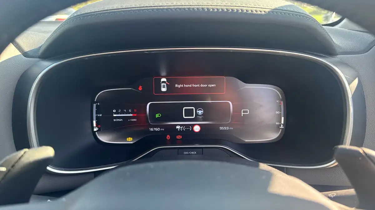 2021-citroen-c5-aircross-12-puretech-flair-plus-eat8-big-12