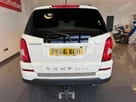 2016-kgm-ssangyong-rexton-w-22td-ex-t-tronic-small-7