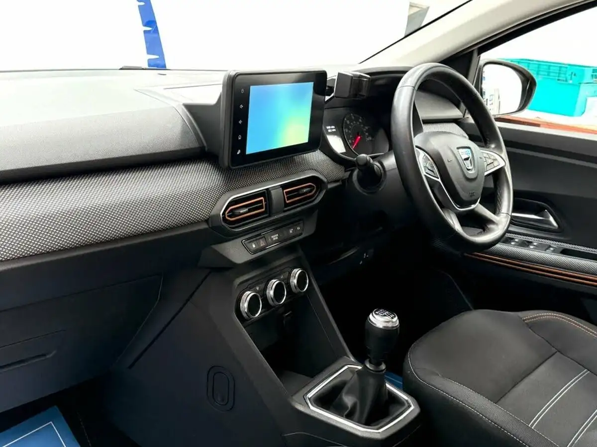 2021-dacia-sandero-stepway-10-tce-prestige-90bhp-big-3