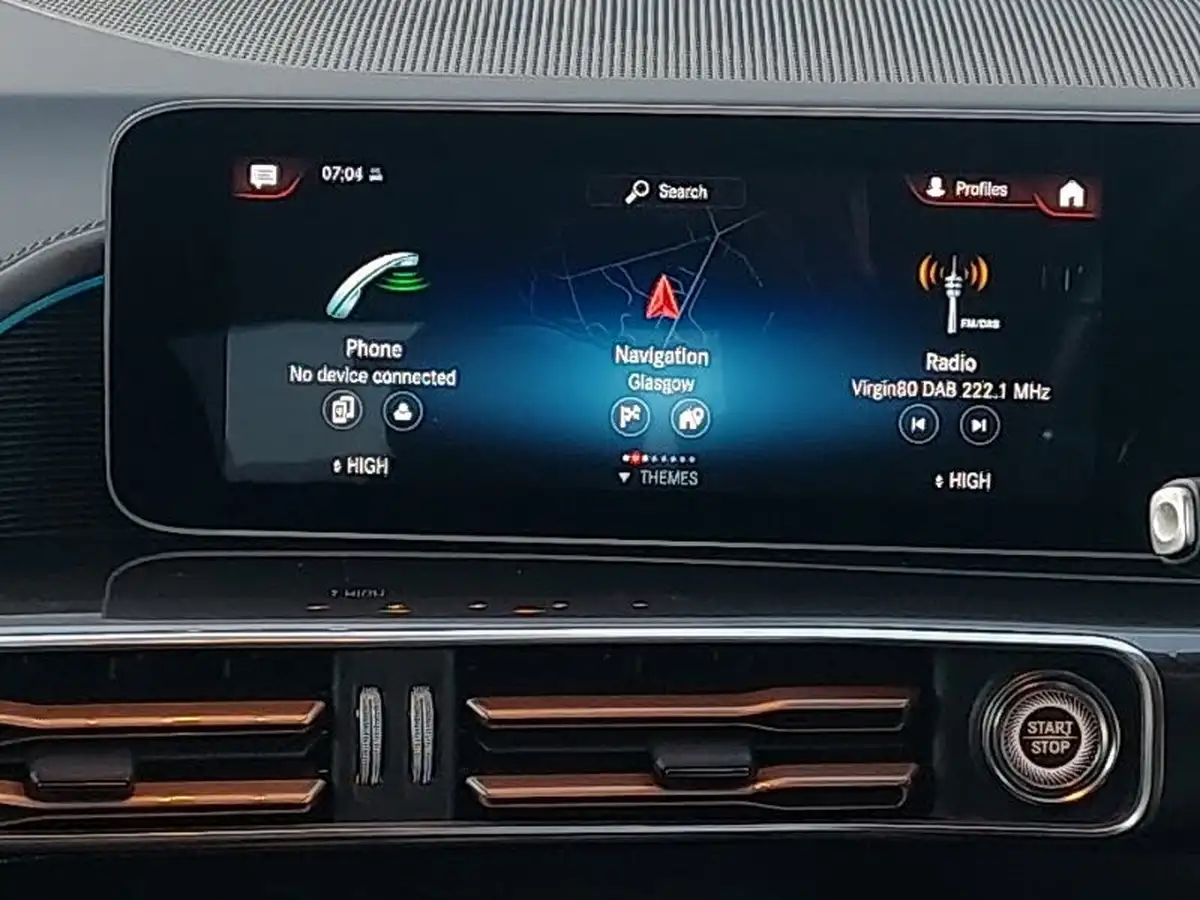 2020-mercedes-benz-eqc-e-eqc-400-amg-line-big-6