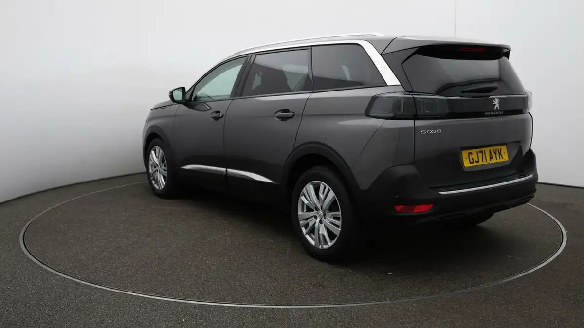 2021-peugeot-5008-suv-15-bluehdi-allure-premium-big-56