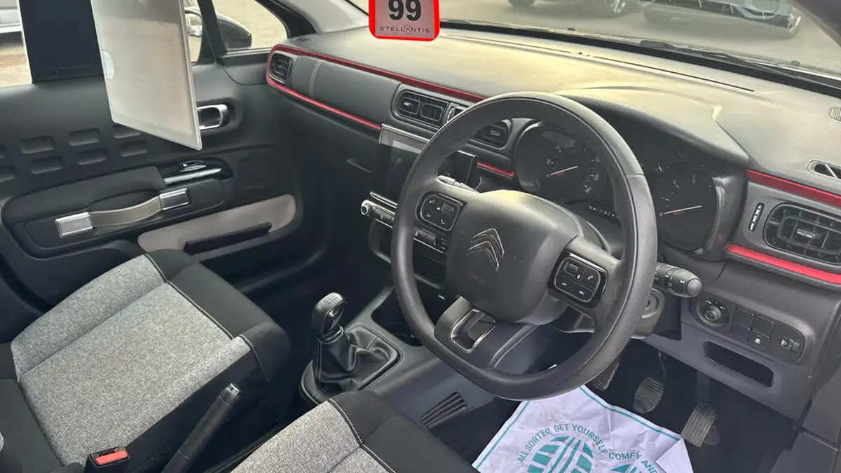 2022-citroen-c3-12-puretech-c-series-big-10