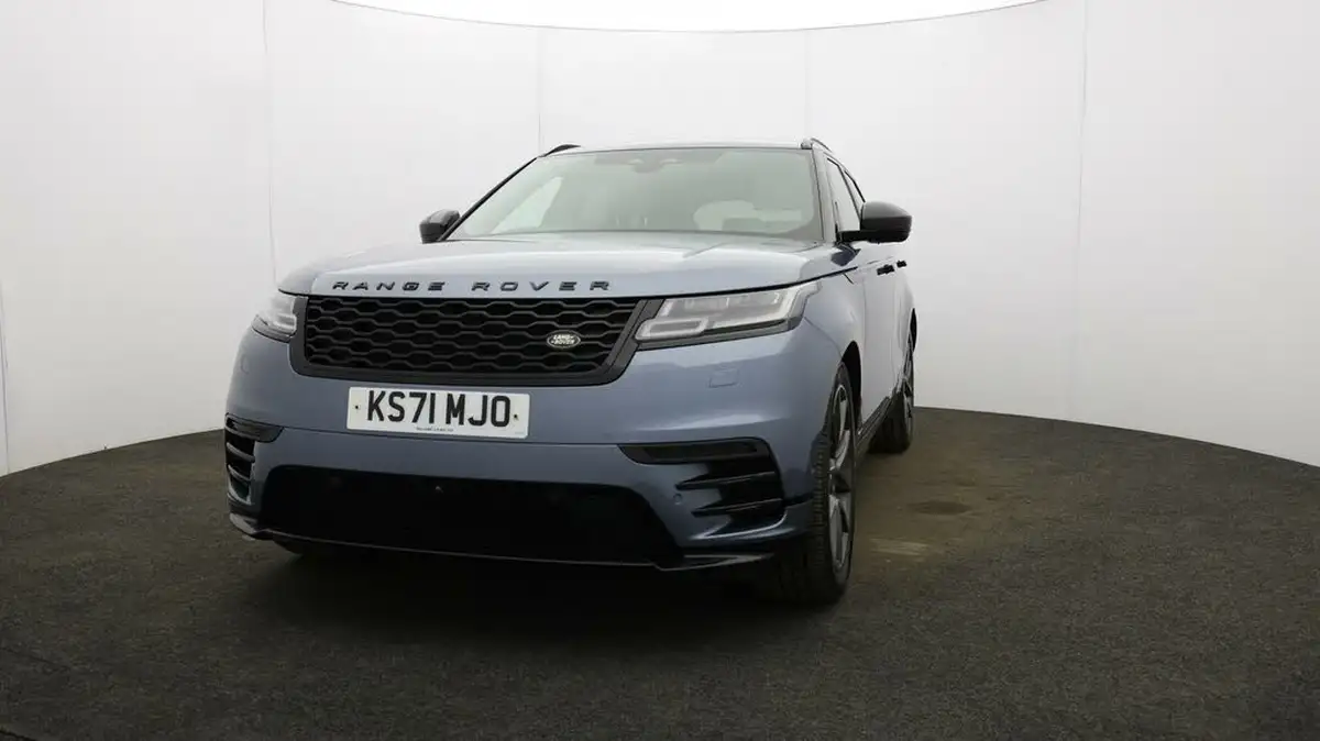 2022-land-rover-range-rover-velar-20-d200-r-dynamic-hse-big-36