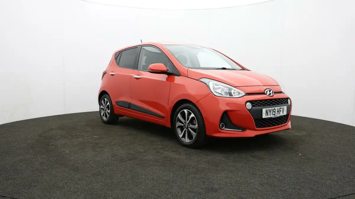 2019-hyundai-i10-12-premium-se-big-37