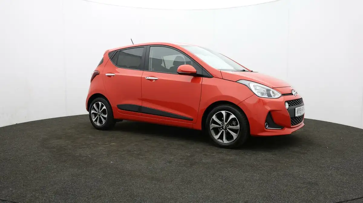 2019-hyundai-i10-12-premium-se-big-33
