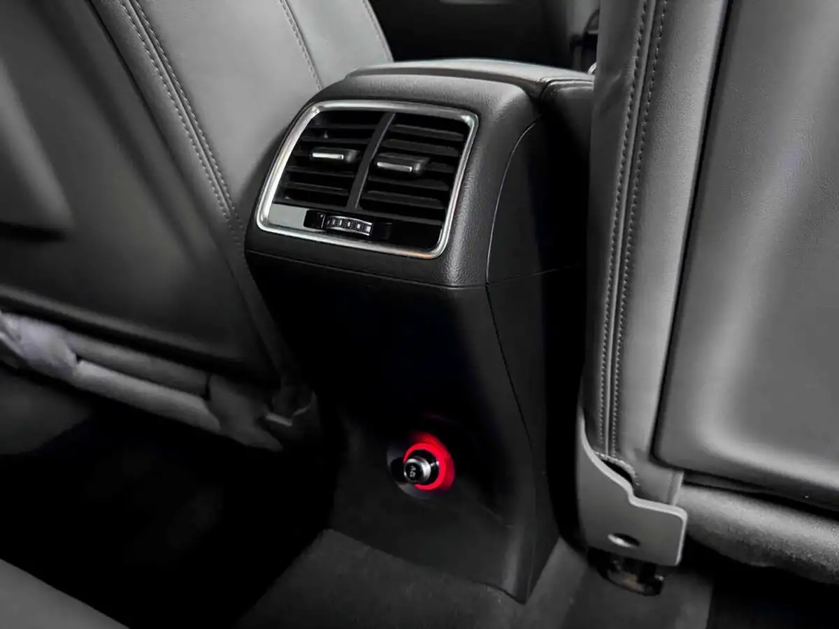 2017-audi-q3-14-tfsi-sport-s-tronic-big-32