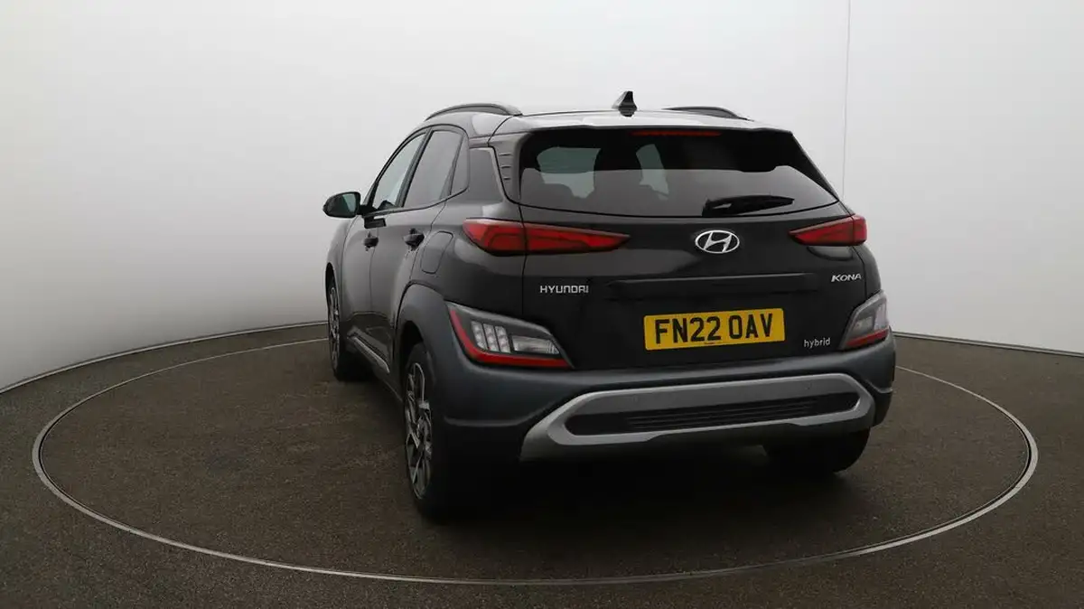 2022-hyundai-kona-16-gdi-premium-big-54