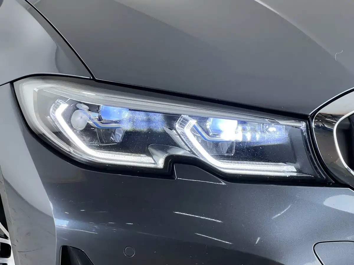 2019-bmw-3-series-20td-320d-xdrive-sport-188bhp-saloon-4d-big-5
