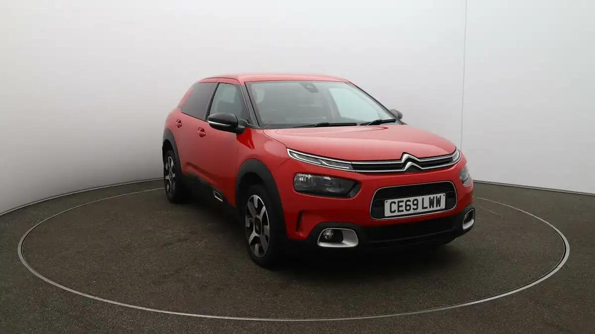 2019-citroen-c4-cactus-15bluehdi-flair-120ps-eat6-big-33