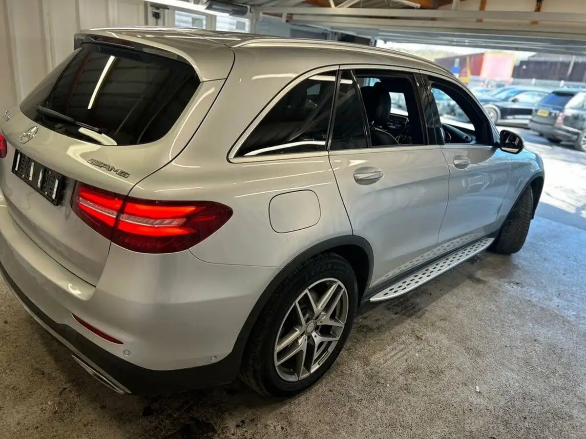 2015-mercedes-benz-glc-class-21d-glc250d-amg-line-ss-big-10