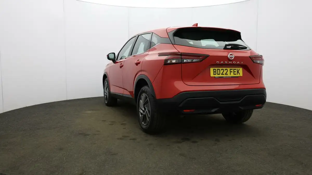 2022-nissan-qashqai-13-dig-t-acenta-premium-140ps-big-23