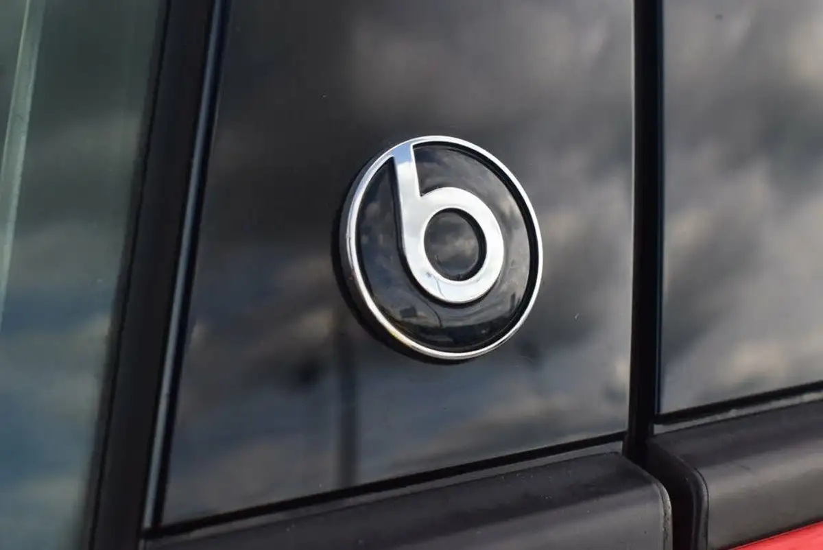 2020-volkswagen-polo-10-beats-80ps-big-2